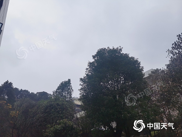 湖南大部降水稀少气温偏高 今明天湘中以北霾出没